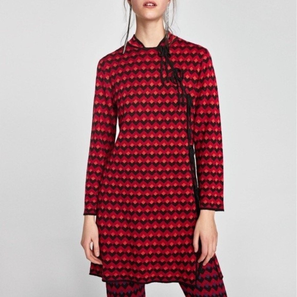 Zara Knit Red Black Metallic Chevron Tie Mock Neck Mini Sweater Dress Size Small